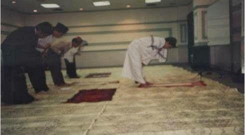 Awal Islam 4: Payung Yang Mengecil ShalatKristen