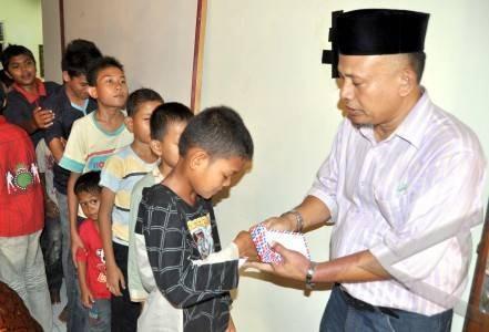 Altruisme Dan Agama Bantuan Anak Yatim